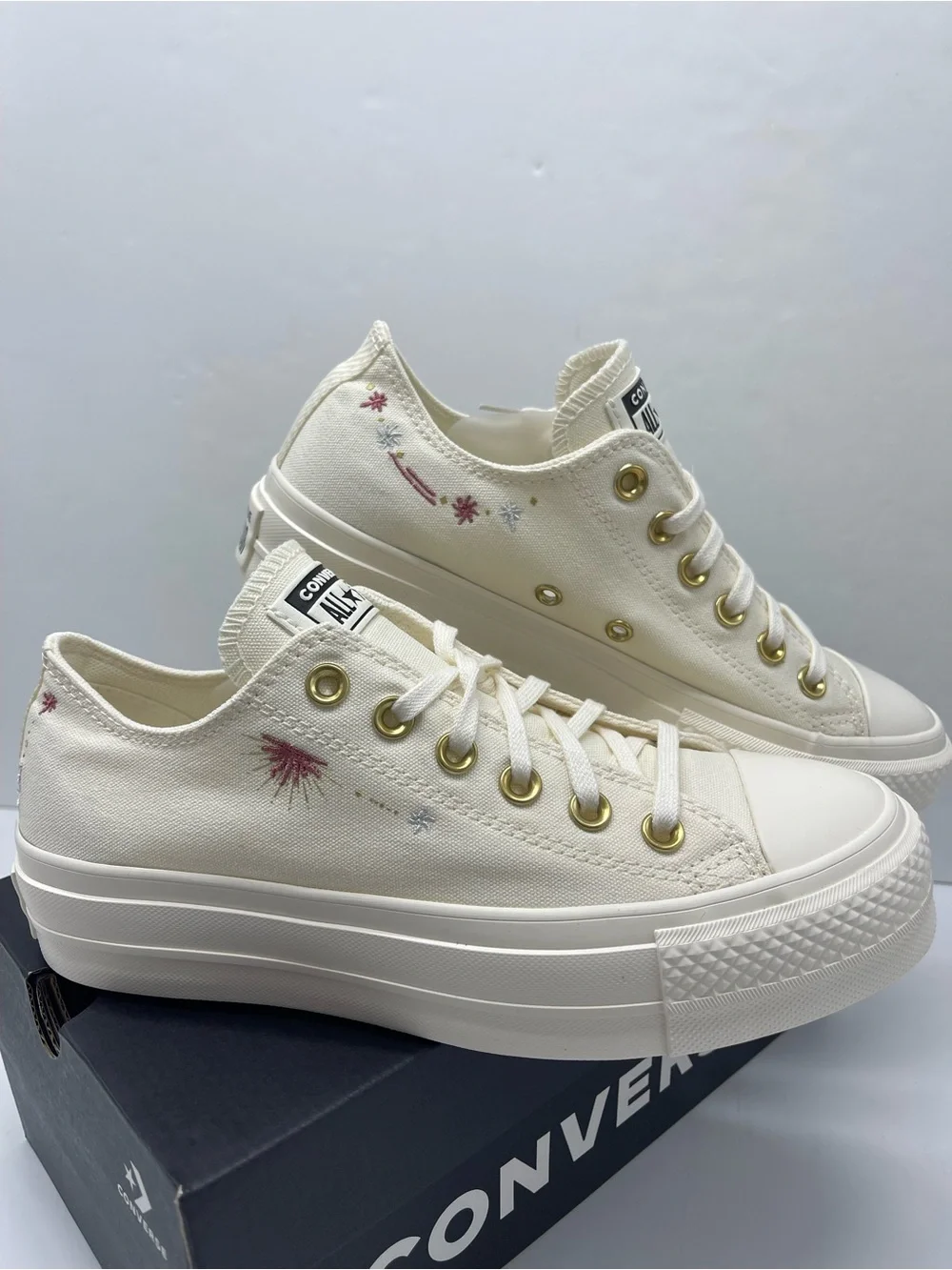 Converse A18804F CTAS LIFT OX EGRET/EGRET/EGRET Platform Sneakers